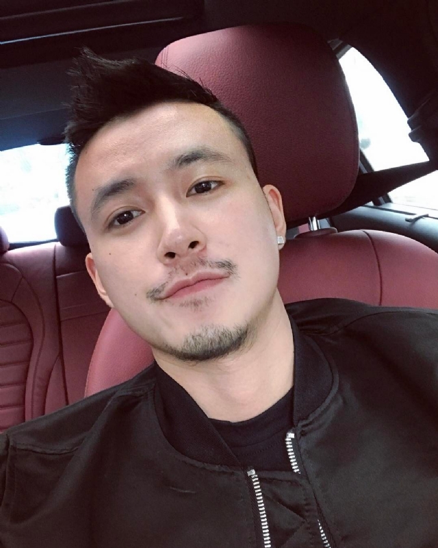 隆刘的第二张照片--佛山认干亲服务网