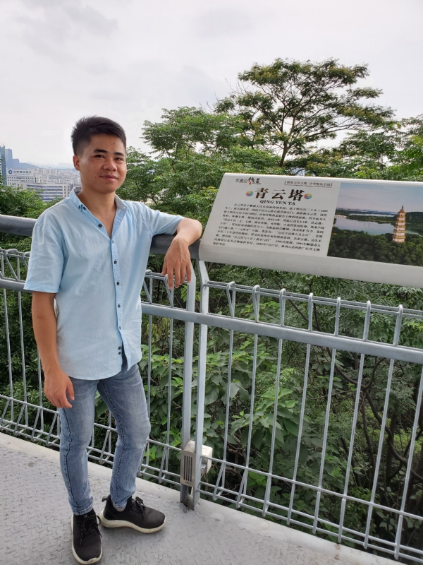 尚德的第一张照片--佛山认干亲服务网